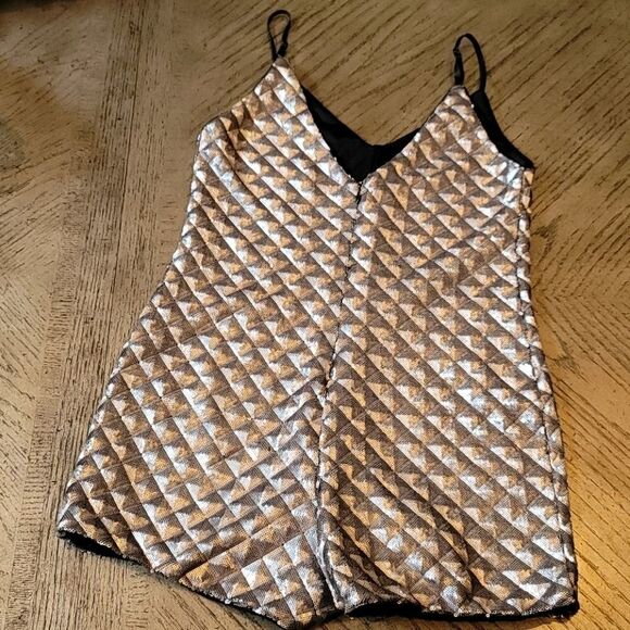 gold and black metallic romper S - Picture 5 of 6